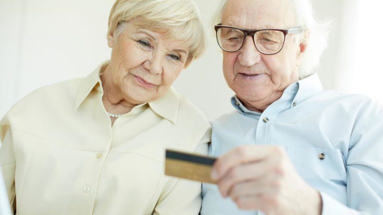 Credit cards for retirees